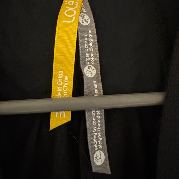 Lolë Black Short Sleeve Dress size Medium - Picture 6 of 10